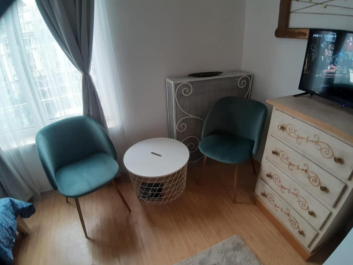 Luxury Piata Romana Center Apartment Bucureşti Ngoại thất bức ảnh